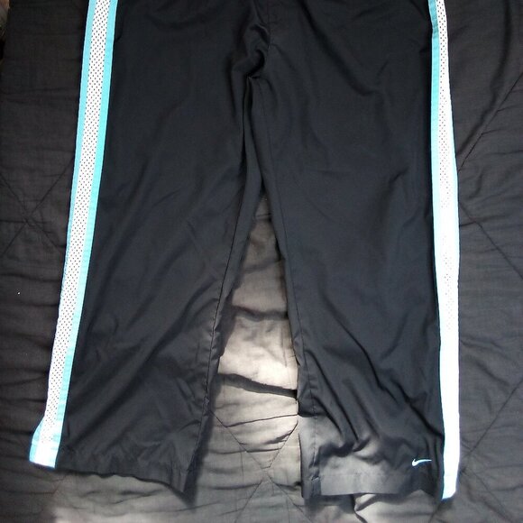 Vintage Nike Striped Wind Pants Joggers Trainers Capri - Picture 4 of 9